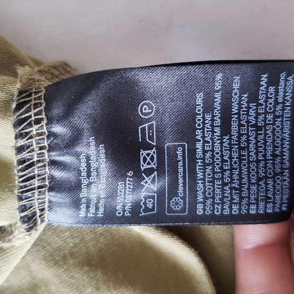 QTY-3 Girls  Top - Picture 7 of 10